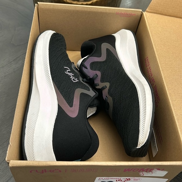 Ryka Flourish Walking Shoe (WIDE) - Picture 2 of 10